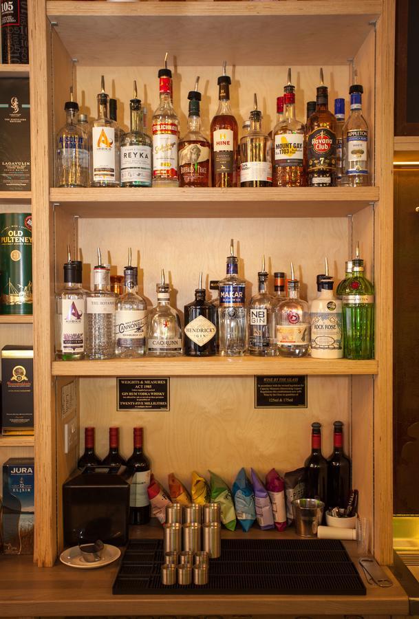 Black Isle Bar & Rooms Inverness Dış mekan fotoğraf