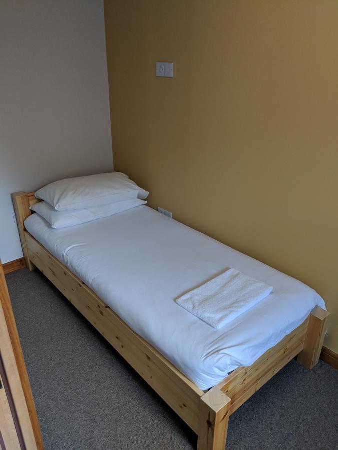 Black Isle Bar & Rooms Inverness Dış mekan fotoğraf